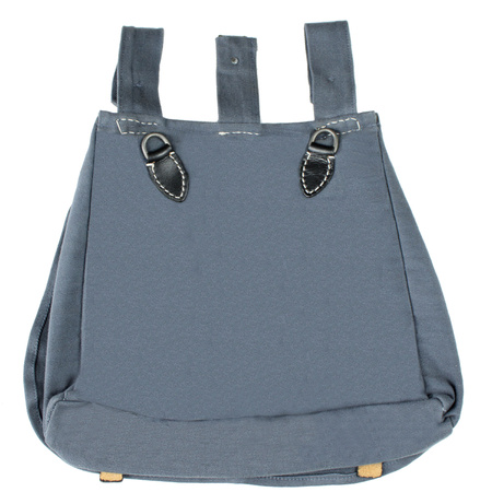 LW M31 breadbag, late war model with black leather